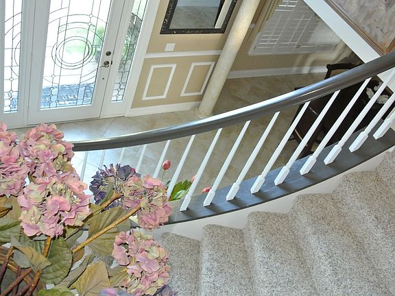Spiral stair case Unique glass Doors