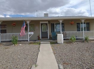 1304 N Gladeview Dr, Farmington, NM 87401