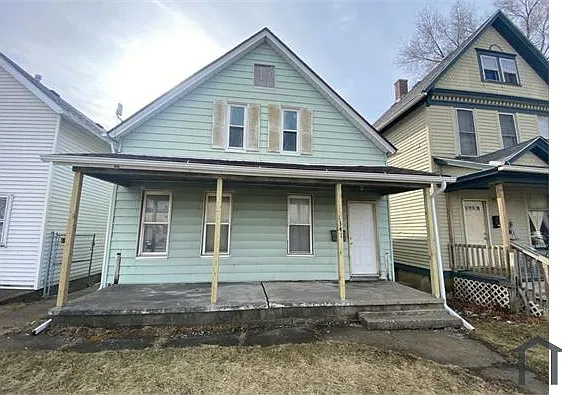 1341 W 4th St — Photo 5