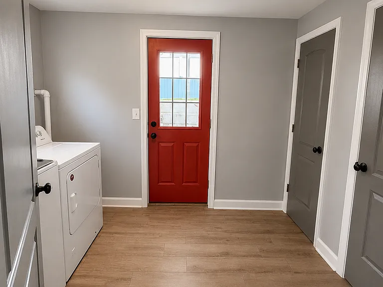 228 Williams Rd — Photo 31