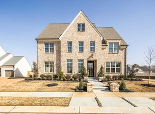 284 Beckham Dr, Collierville, TN 38017