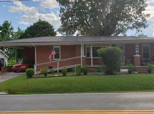 1838 Pippin Rd, Cookeville, TN 38501