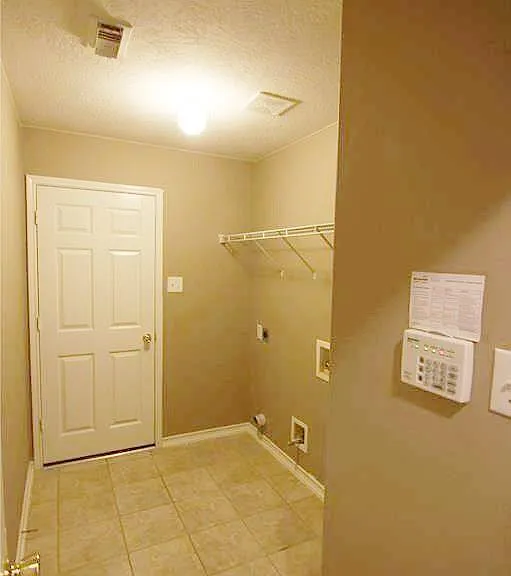 12259 Noco Dr — Photo 20