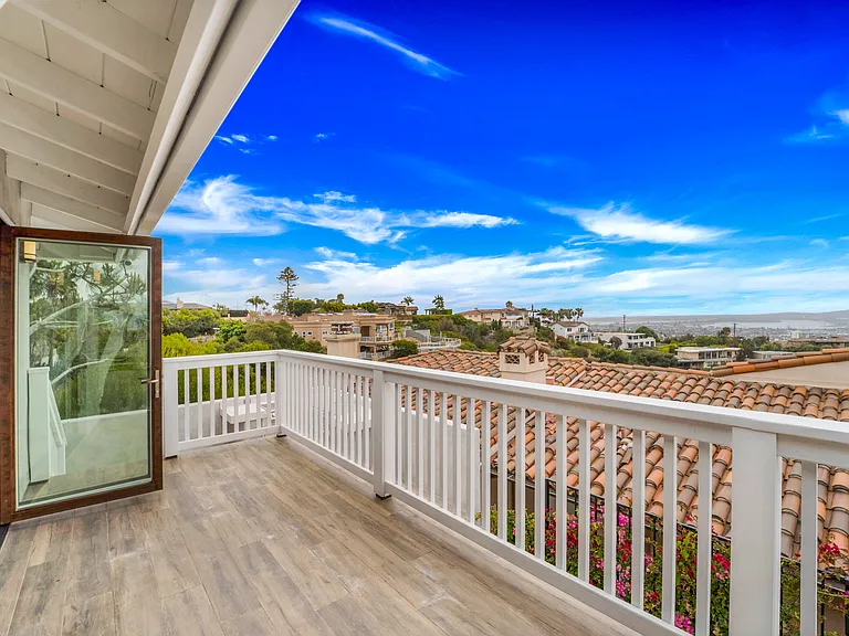 5821 Corral Way — Photo 37