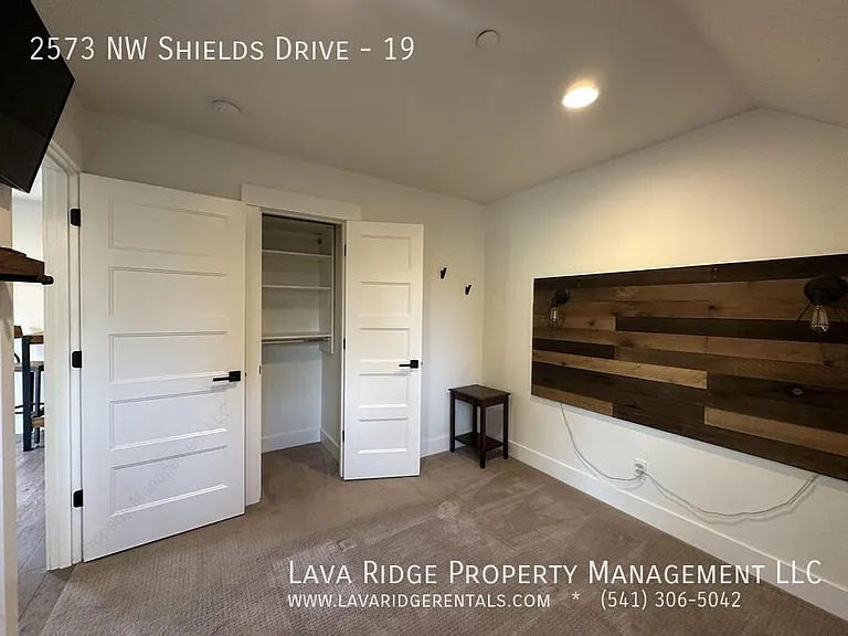 2573 NW Shields Dr #19 — Photo 21