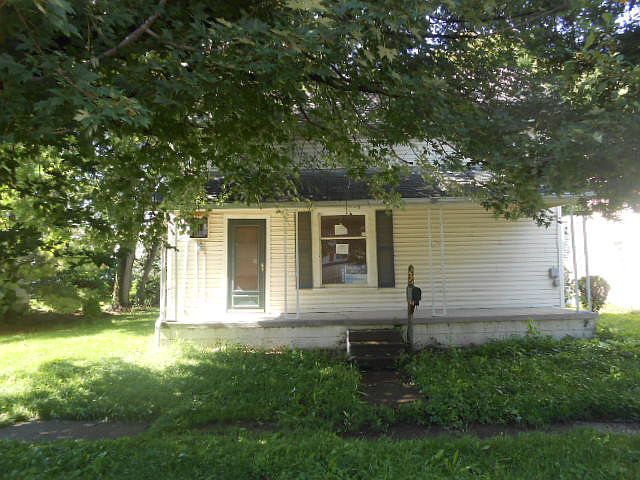 1st image of 246 W Ottawa St