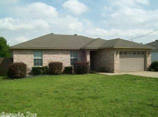 422 N Beech St, Beebe, AR 72012
