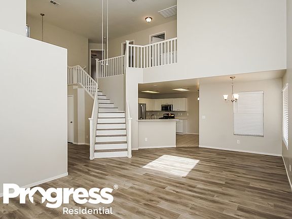 5th image of 604 Tobble Creek Ct