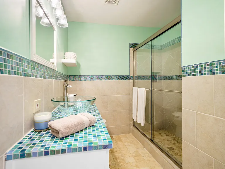 3135 Hedgerow Dr — Photo 33