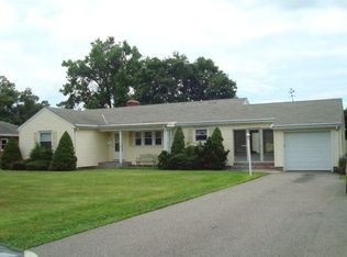 875 Maple St, Wethersfield, CT 06109