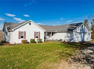 574 Kesterson Rd, Parkersburg, WV 26101