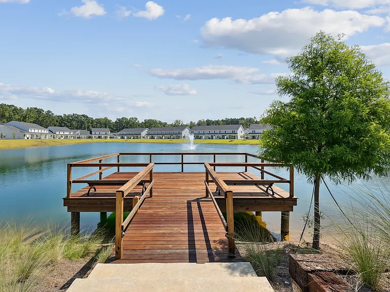 Clear Lake Reserve Townhomes — Photo 11