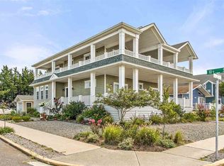 198 10th St, Avalon, NJ 08202