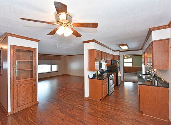 4th image of 38593 N Cedar Ave