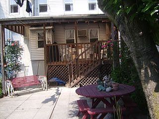 3rd image of 6516 Admiral Ave