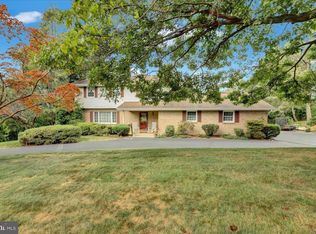 830 N Church Rd, Sinking Spring, PA 19608
