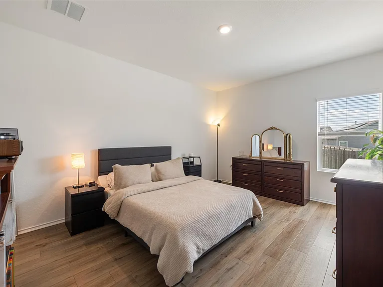 14404 Berning Rd — Photo 16