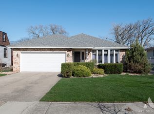 9345 S 82nd Ct, Hickory Hills, IL