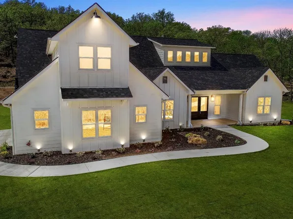 124 Lake Horizon Ct, Bowie, TX 76230