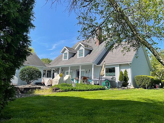 5th image of 1927 Canterbury Ln