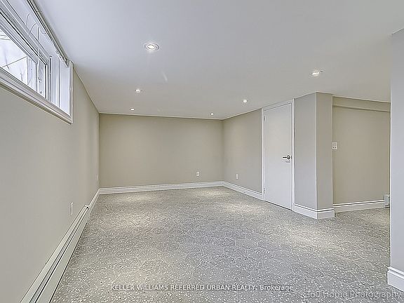 3rd image of 554 Caledonia Rd #Basement