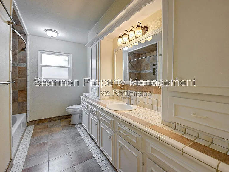 5403 Clift Haven Dr — Photo 13