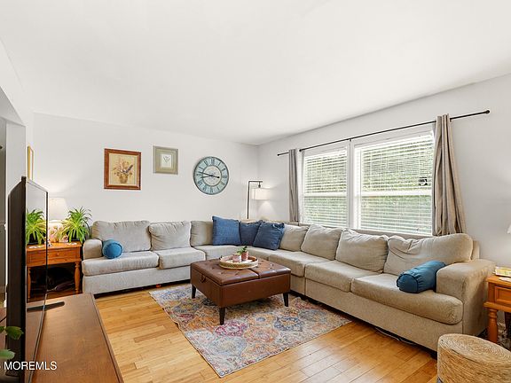 5th image of 1617 Eighth Avenue