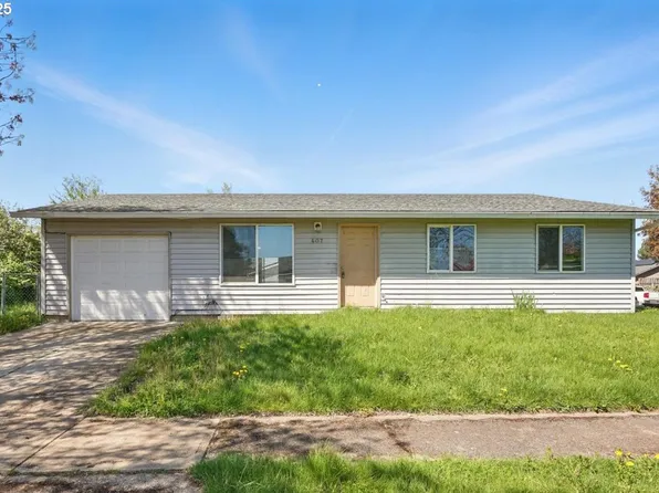 407 S 5th Ave, Cornelius, OR 97113