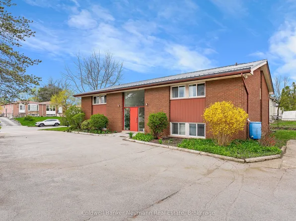 111 Conroy Cres, Guelph, ON N1G 2V5