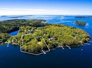 30 Flint Ln, East Boothbay, ME 04544