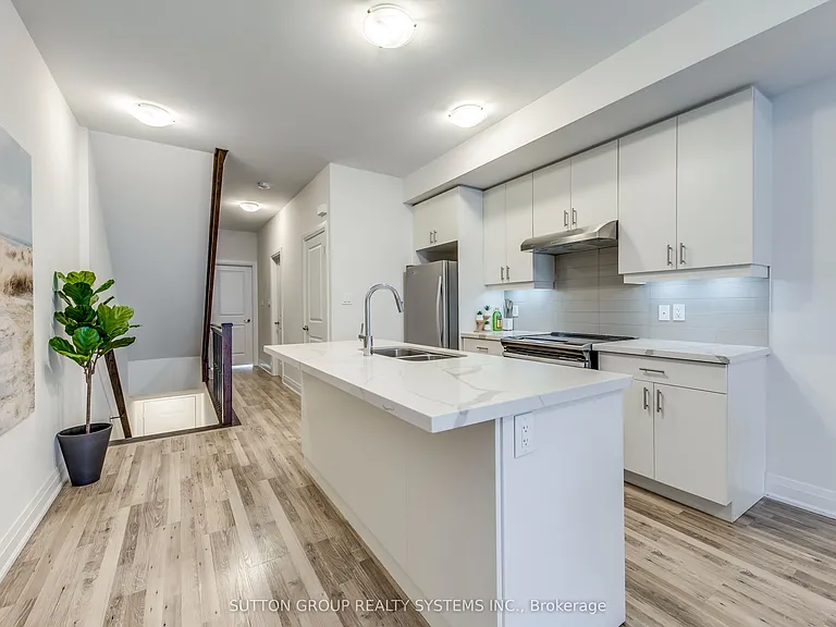 1 Lawrence Ave W #1774A — Photo 9