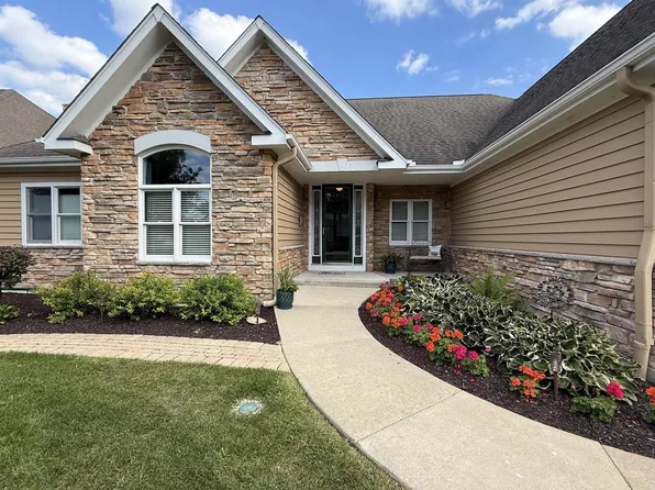 1009 Links ROAD #52-05, Lake Geneva, WI 53147