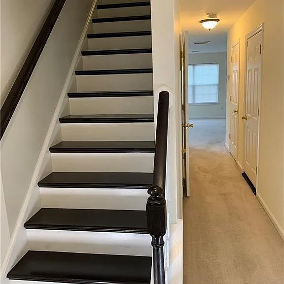 737 Trout Creek Ln — Photo 4
