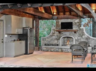 725 Park Ridge Cir, Vestavia Hills, AL 35242