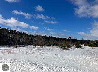 H 3 Dell Rd, Kingsley, MI 49649