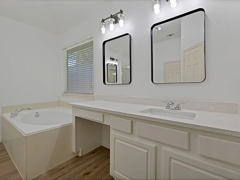 5516 Broken Bend Dr — Photo 19