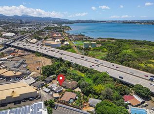 735 Kamehameha Hwy, Pearl city, HI 96782