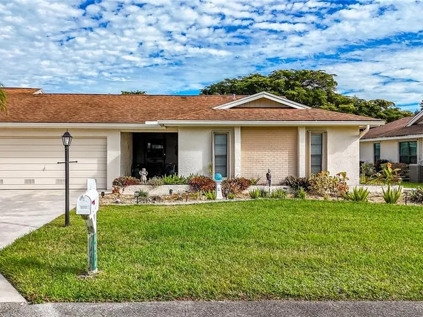 5678 Balkan Ct, Fort Myers, FL 33919