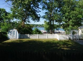 24 Knollwood Rd, Southwick, MA 01077