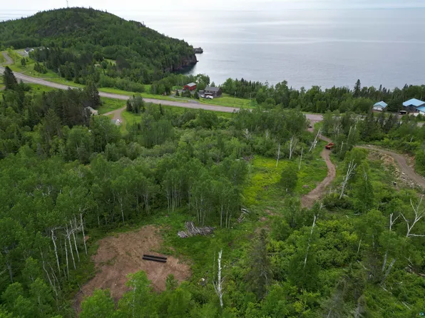 61 Xx Hwy, Silver Bay, MN 55614