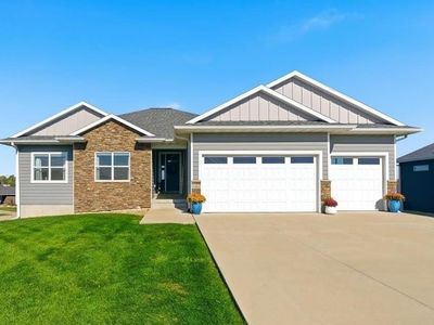 2405 Richard Rd, Cedar Falls, IA, 50613