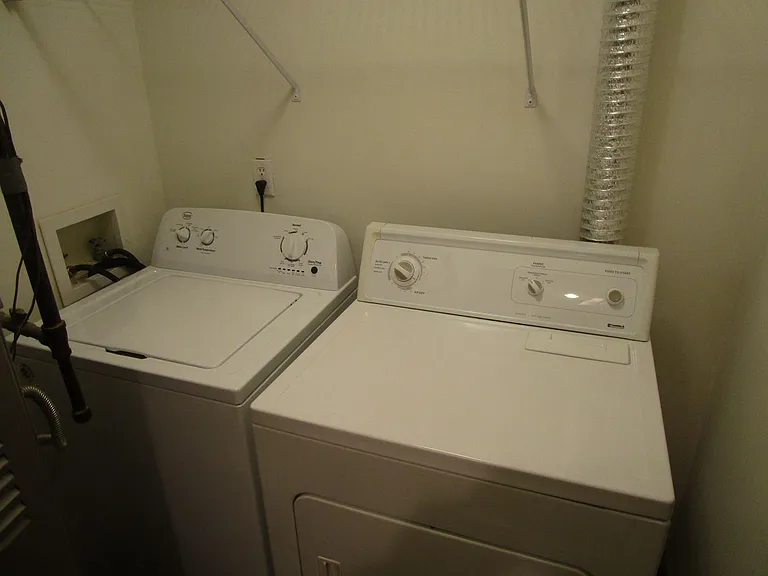 5004-5006 Carrie Ridge Dr. — Photo 17