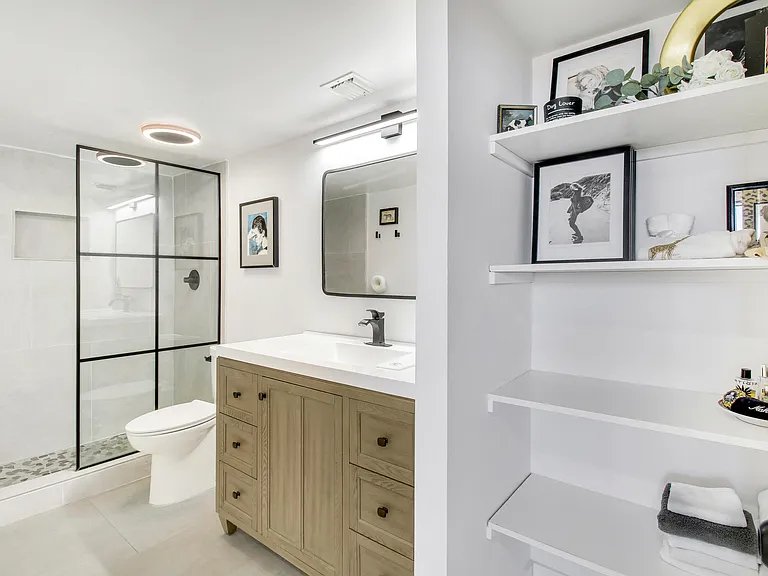 5600 N Flagler Dr #107 — Photo 10