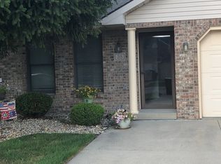 218 Doral Park Dr, Kokomo, IN