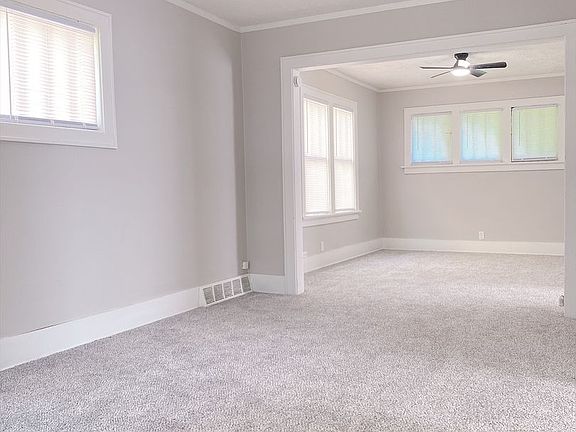5th image of 2869 Sprague St