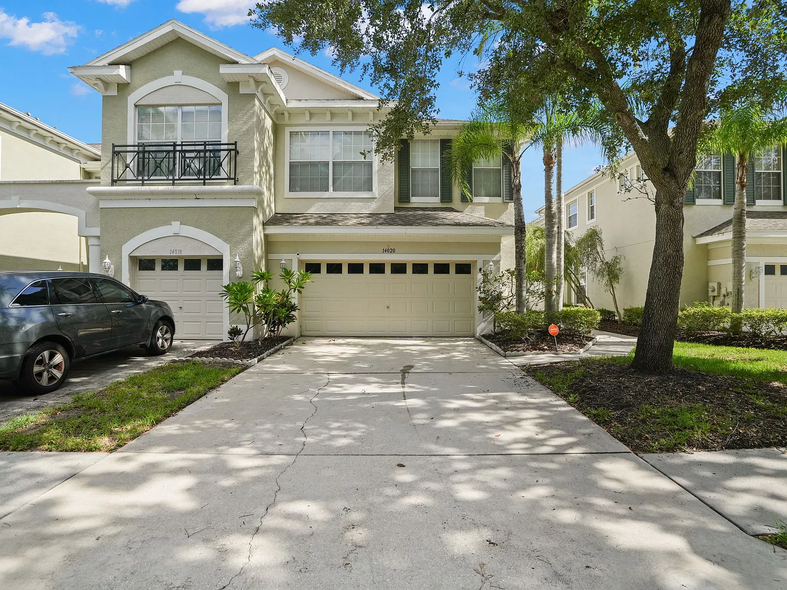 3 bed, 2.5 bath, 2149 sqft, $3,200 — Photo 1