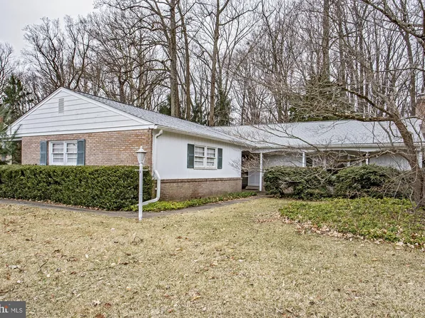 221 Mercury Rd, Newark, DE 19711