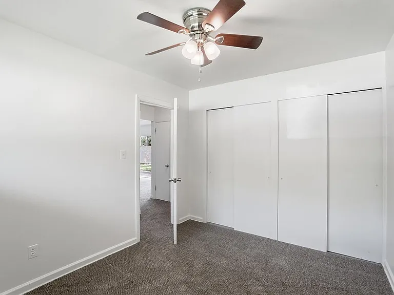 1665 Brentwood Dr #1663 — Photo 5