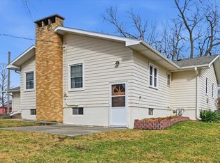 128 N Locust St, Carson, IA 51525