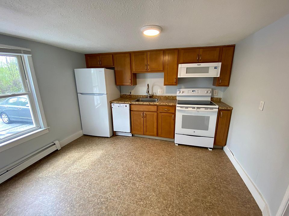 Beautifully updated kitchen, new cabinets countertop and appliances!